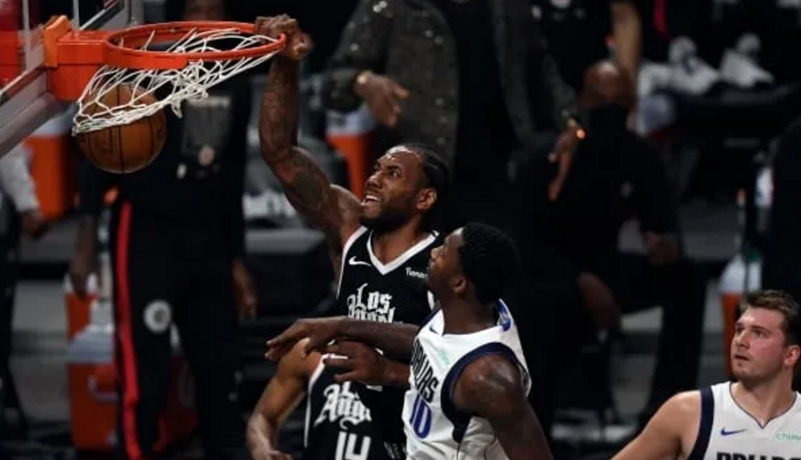  东契奇超神发挥，独行侠逆转掘金夺连胜