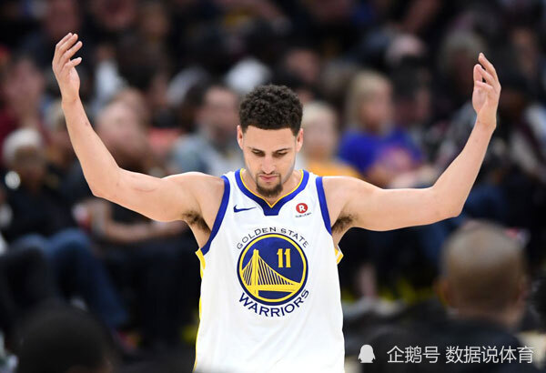 开云- 勇士王朝面临解体危机，库里汤普森续约谈判陷入僵局  